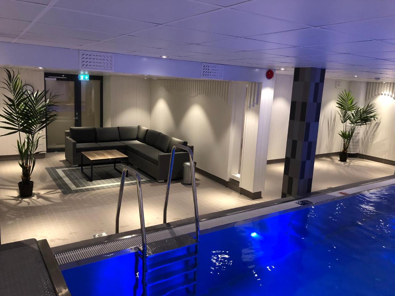 Park Alandia Hotel Mariehamn Buitenkant foto